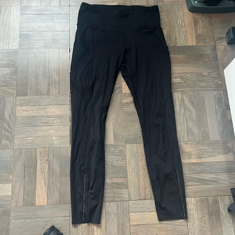 Lululemon black leggings